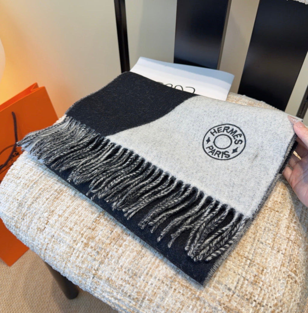 HERMES HERMES 25S SCARF 190 IN CASERE 989786