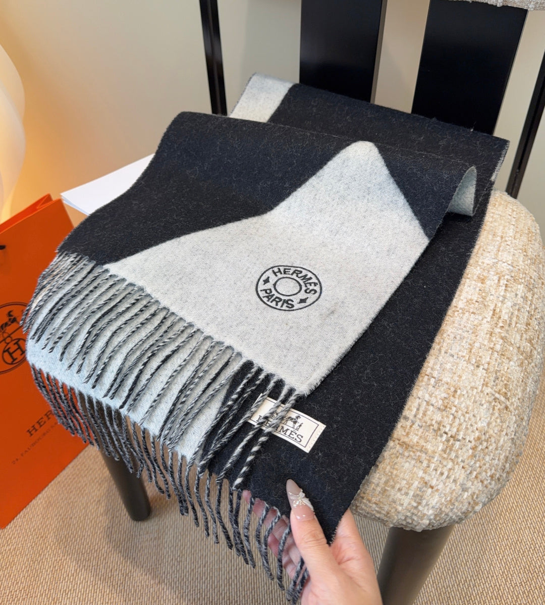 HERMES HERMES 25S SCARF 190 IN CASERE 989786