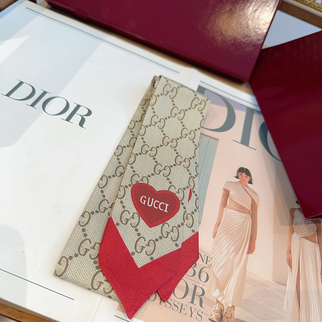 GUCCI 25S RIBBON SCARF 100 IN SILK 591437