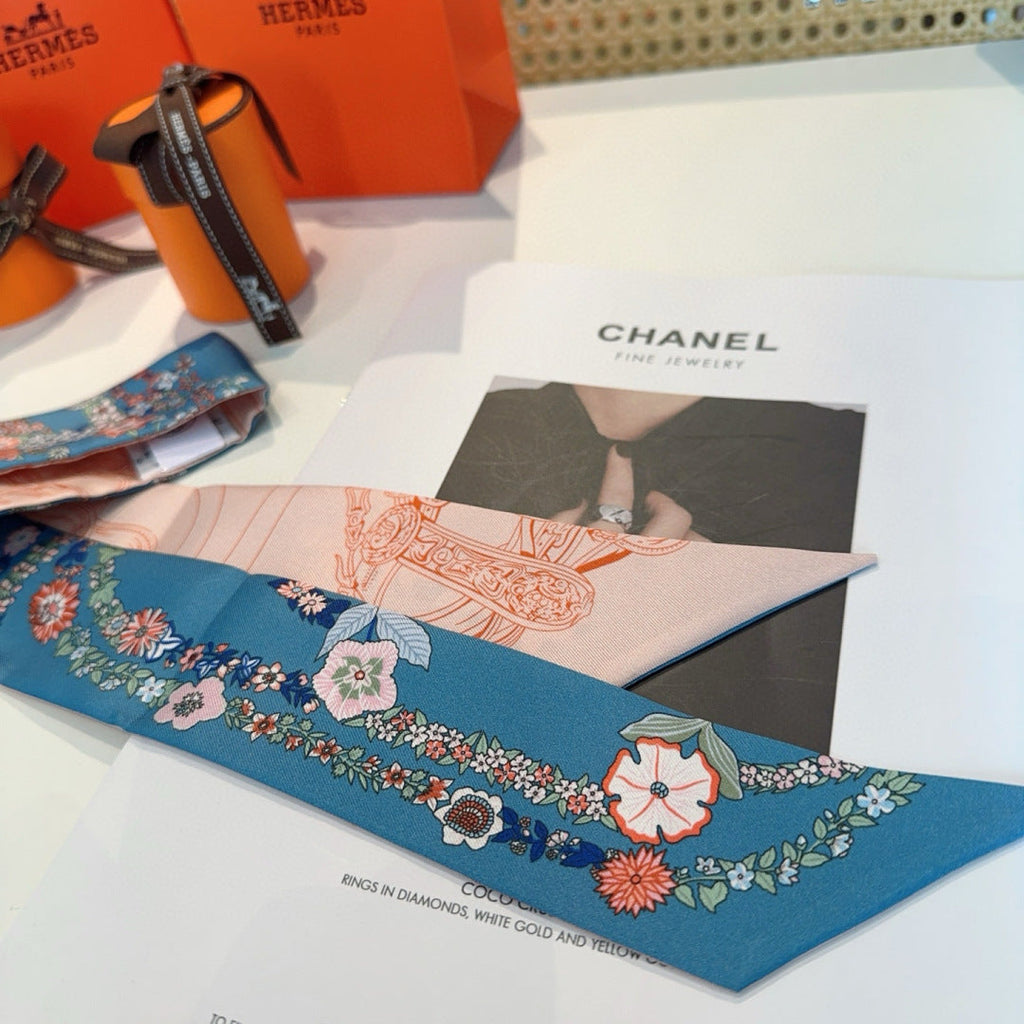 HERMES HERMES 25S SILK NECKERCHIEF 86 IN SILK 714379