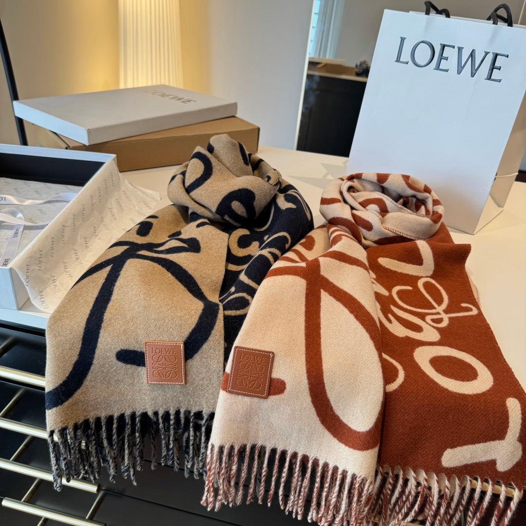 LOEWE 25S SCARF 180 IN CASHMERE WOOL 861446
