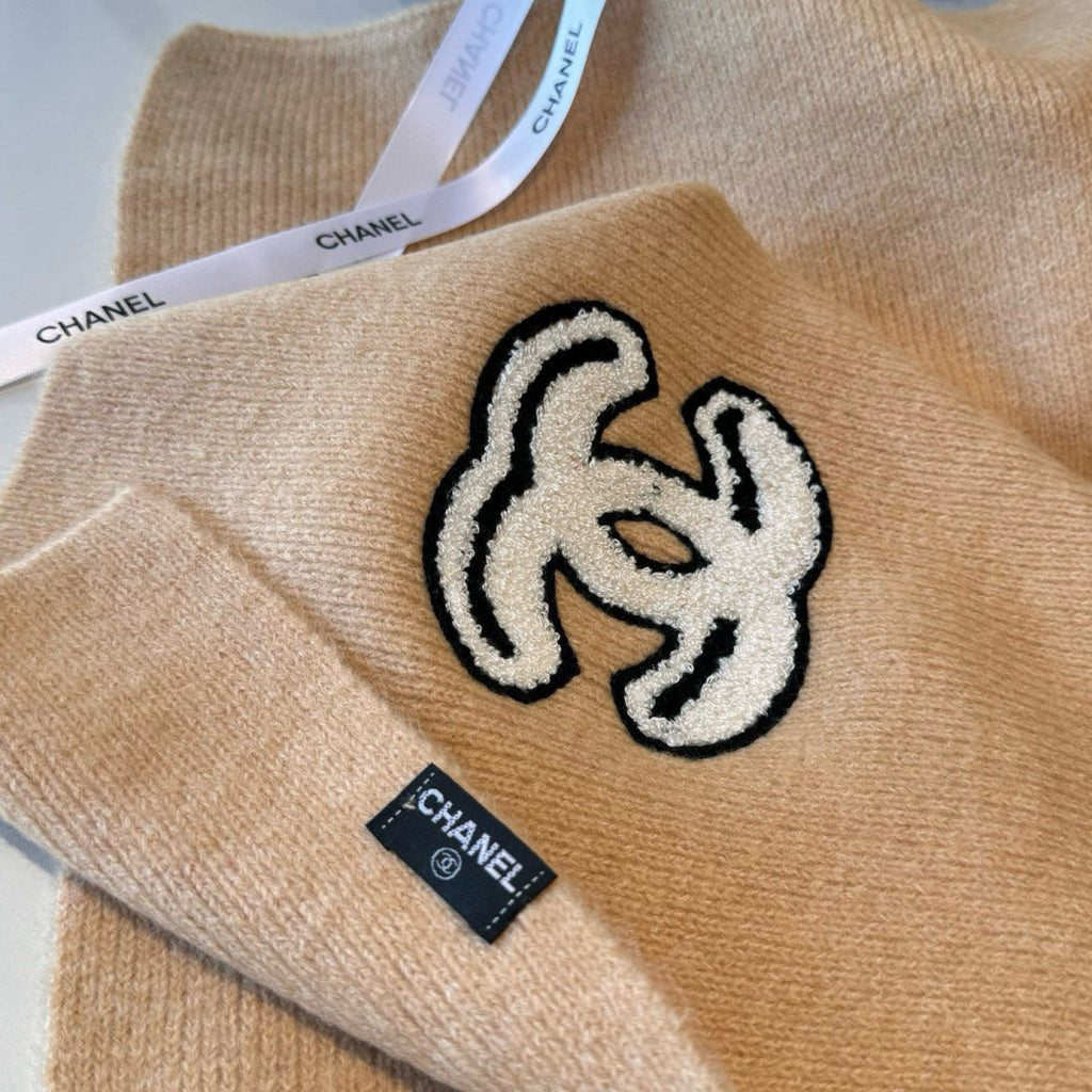 CHANEL 25S SCARF 180 CM IN CASHMERE 944018