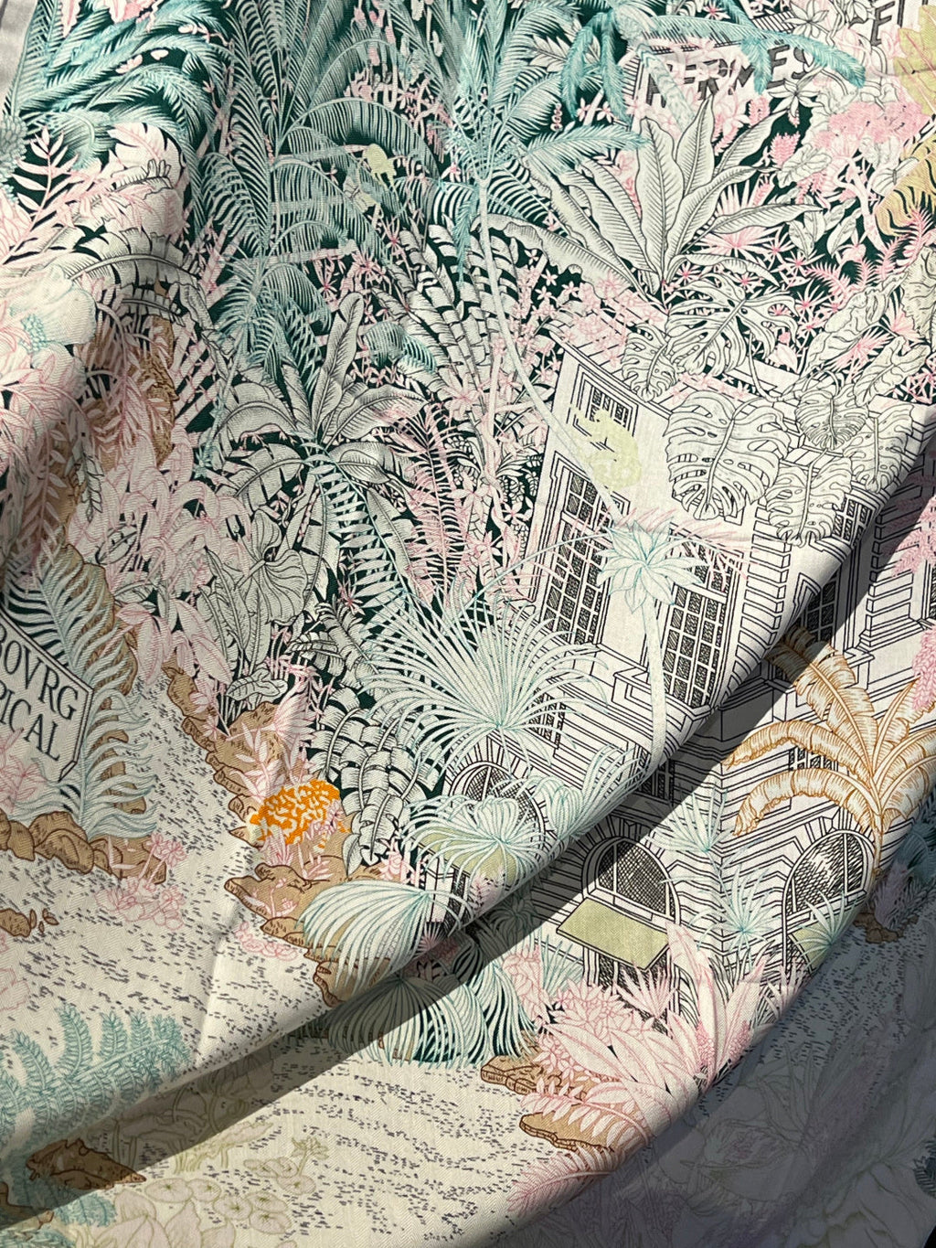 HERMES HERMES 25S SCARF 140 IN SILK CASERE 987478