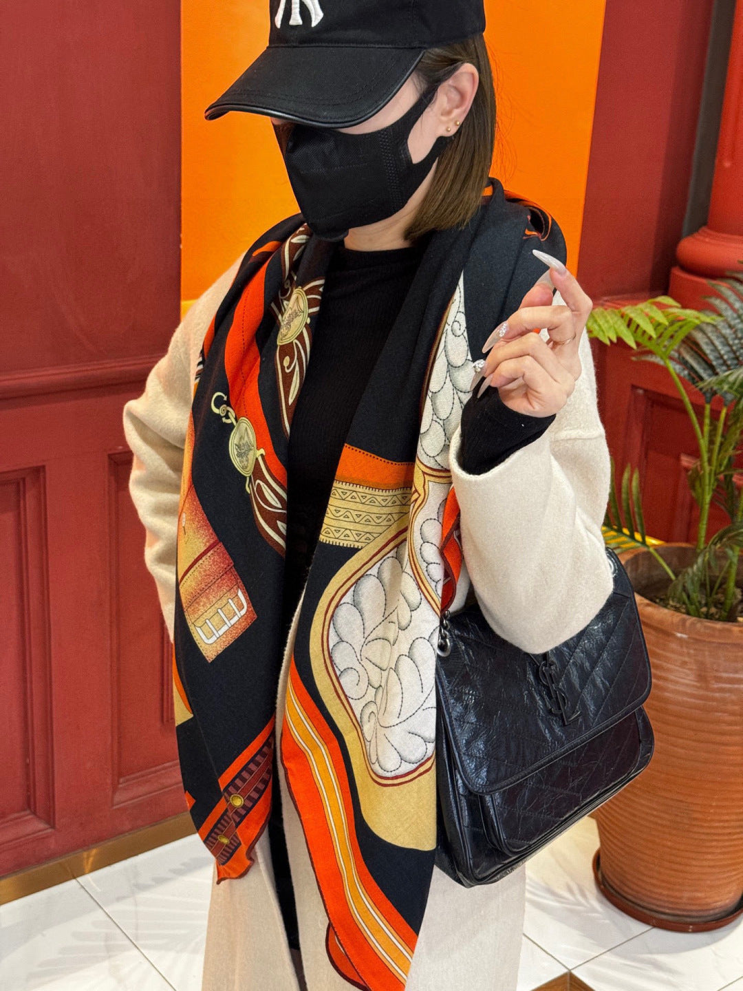 HERMES HERMES 25S SCARF 140 IN SILK CASERE 989480