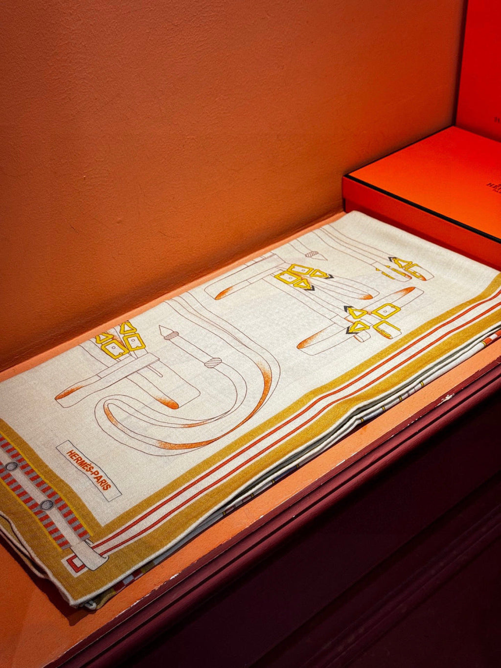HERMES HERMES 25S SCARF 140 IN SILK CASERE 989481