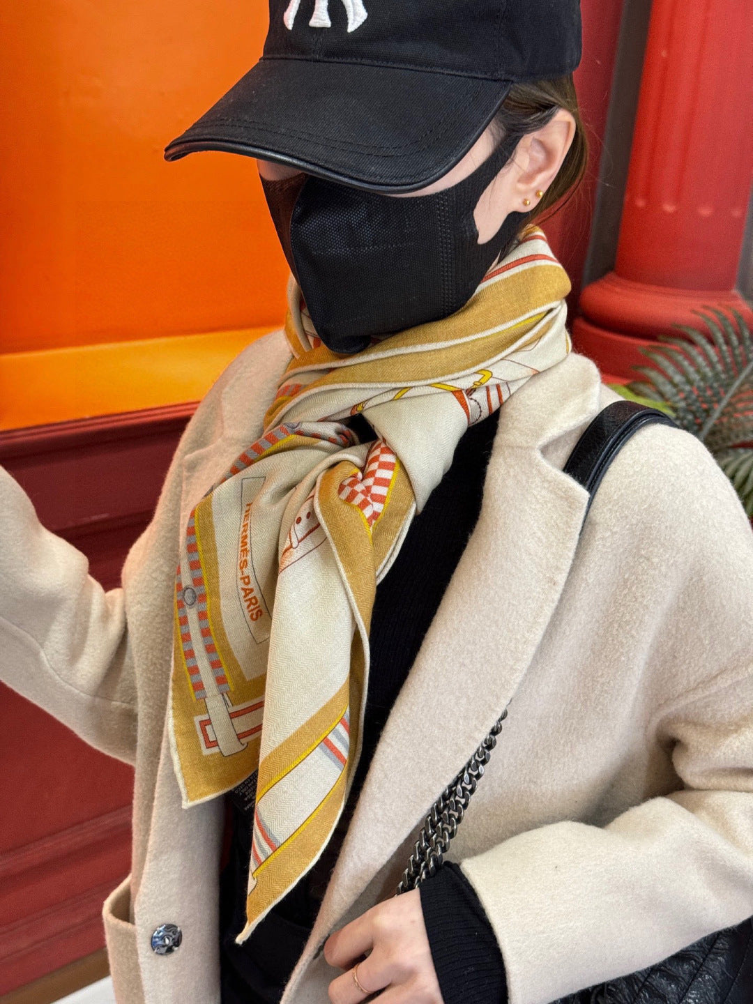HERMES HERMES 25S SCARF 140 IN SILK CASERE 989481