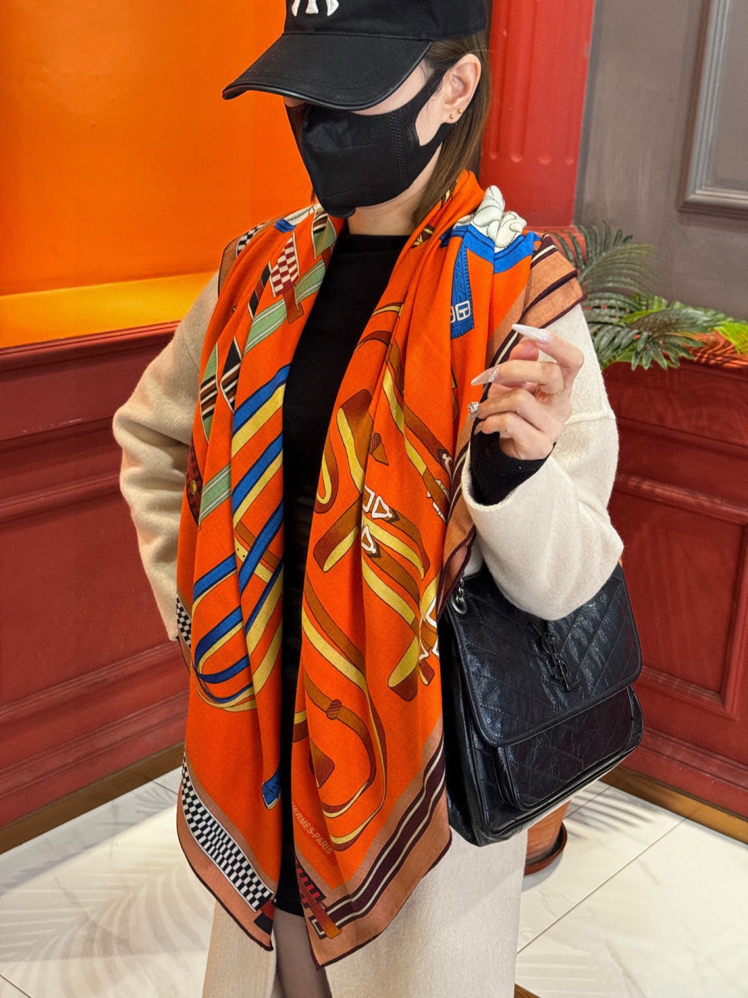 HERMES HERMES 25S SCARF 140 IN SILK CASERE 989482