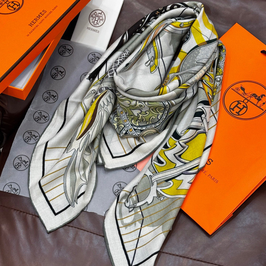 HERMES HERMES 25S SCARF 140 IN SILK CASERE 989483