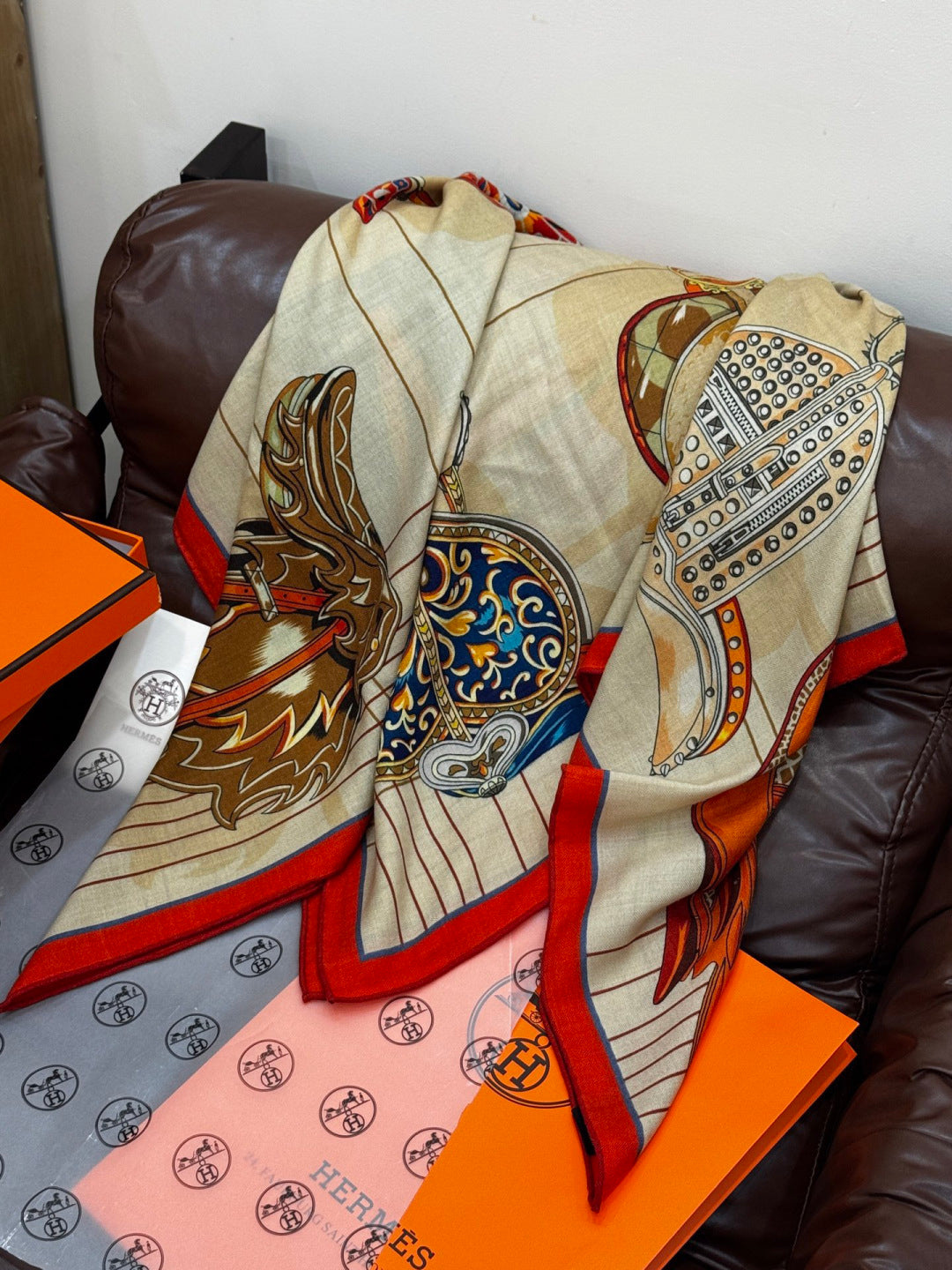 HERMES HERMES 25S SCARF 140 IN SILK CASERE 989485