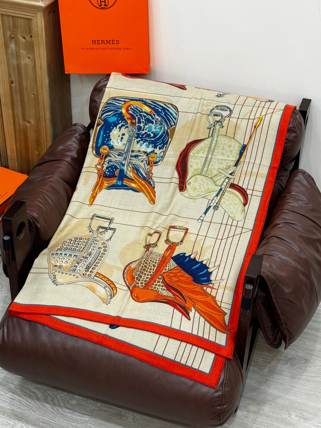 HERMES HERMES 25S SCARF 140 IN SILK CASERE 989485