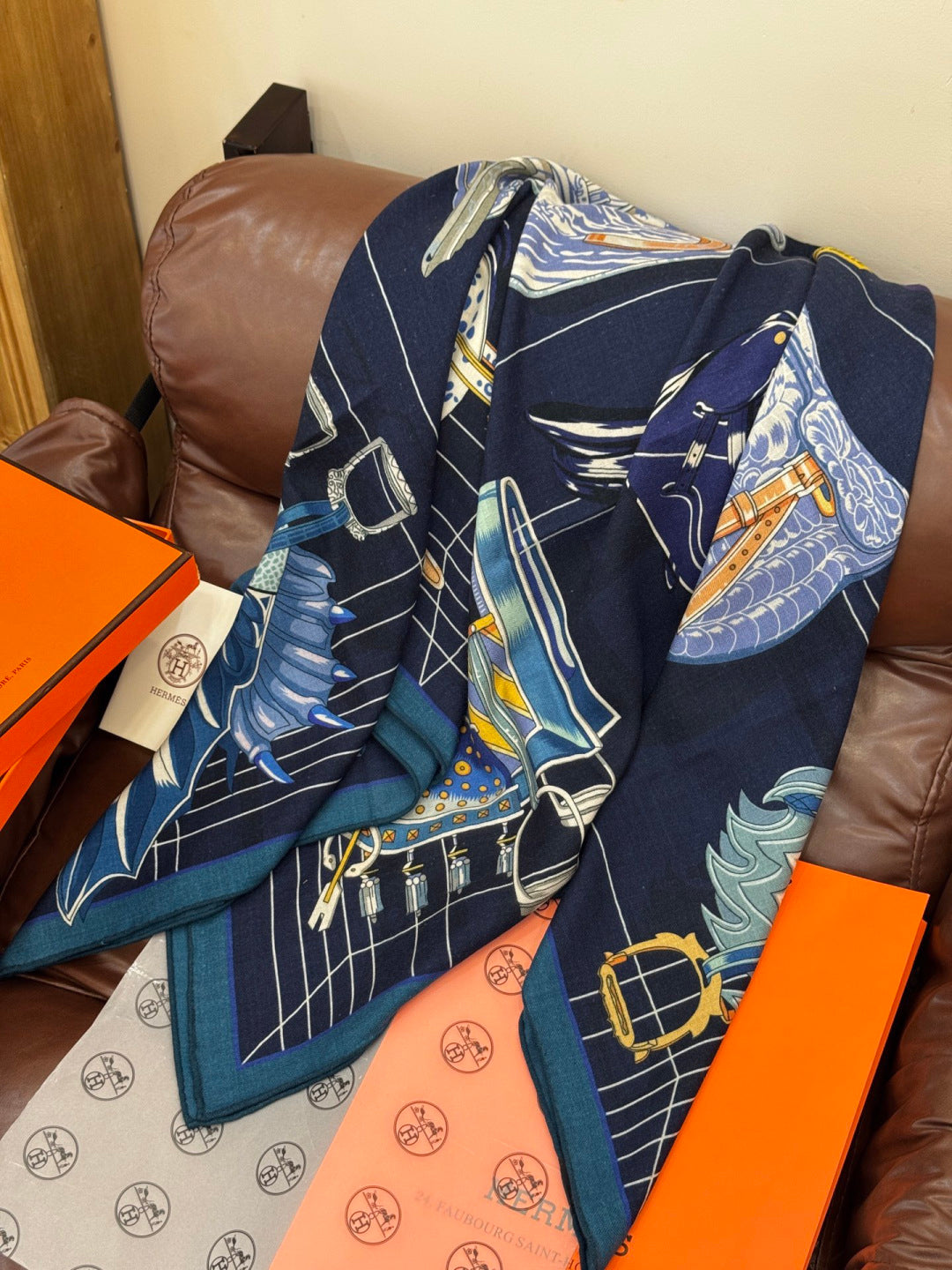 HERMES HERMES 25S SCARF 140 IN SILK CASERE 989486