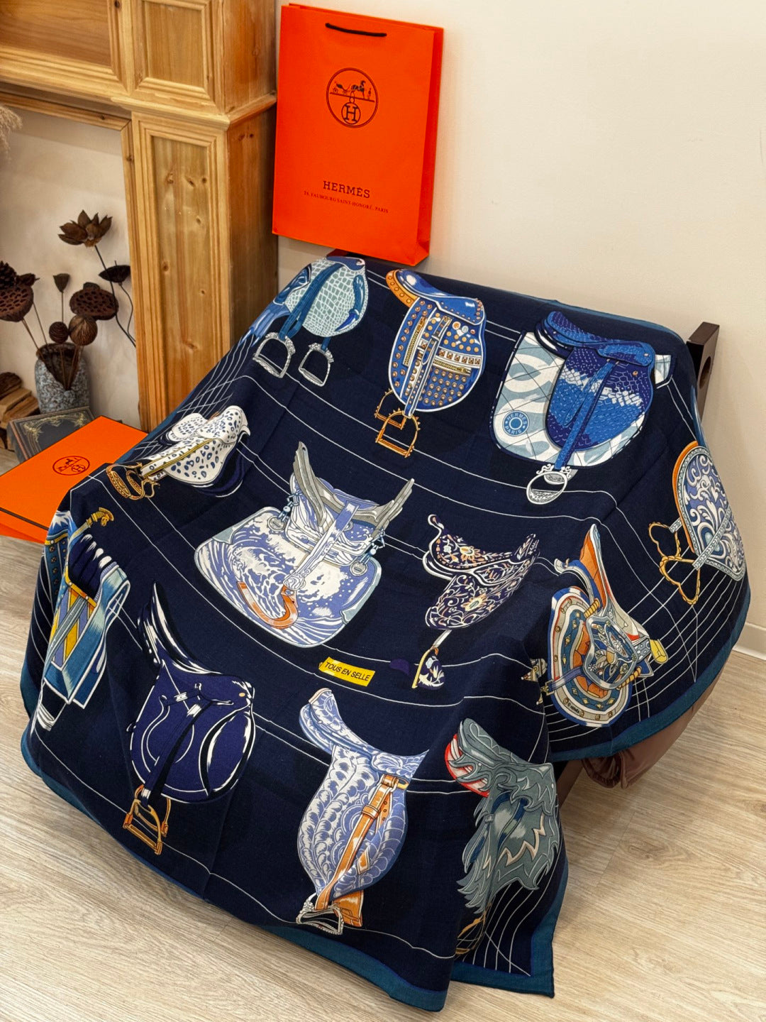 HERMES HERMES 25S SCARF 140 IN SILK CASERE 989486