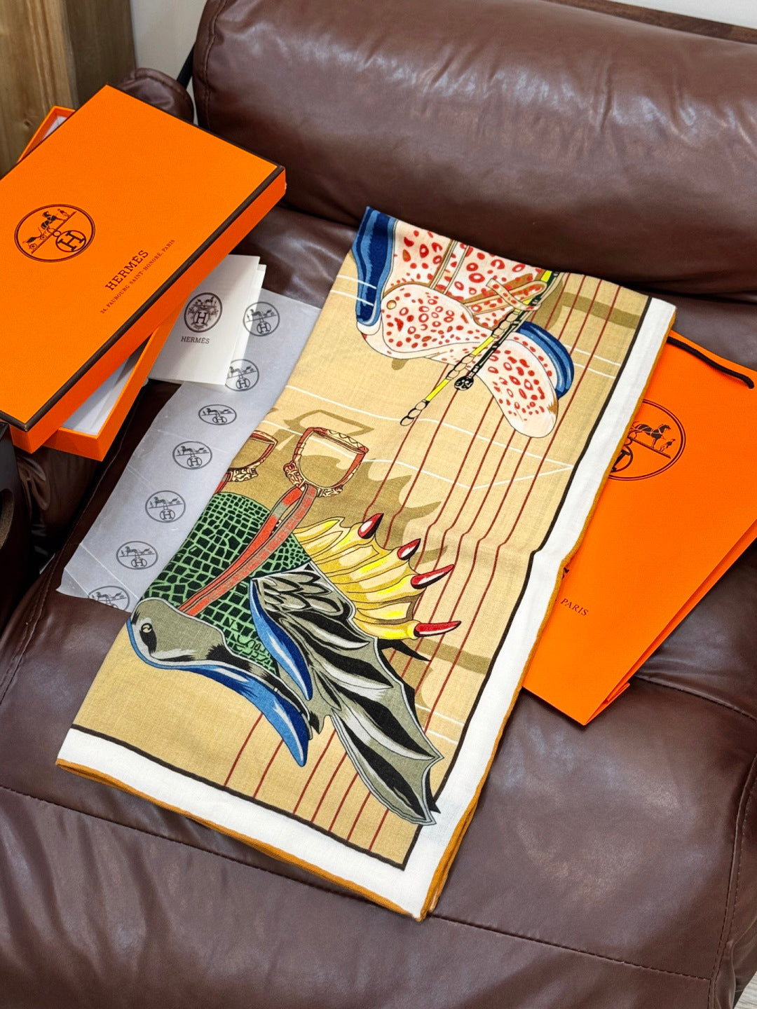 HERMES HERMES 25S SCARF 140 IN SILK CASERE 989487