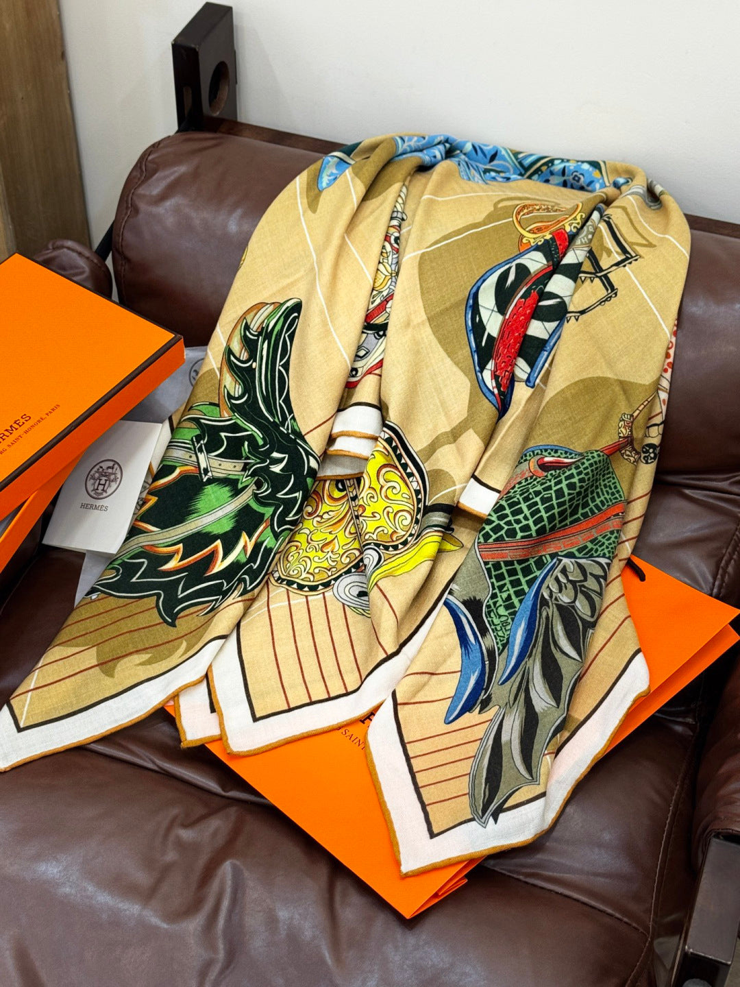HERMES HERMES 25S SCARF 140 IN SILK CASERE 989487