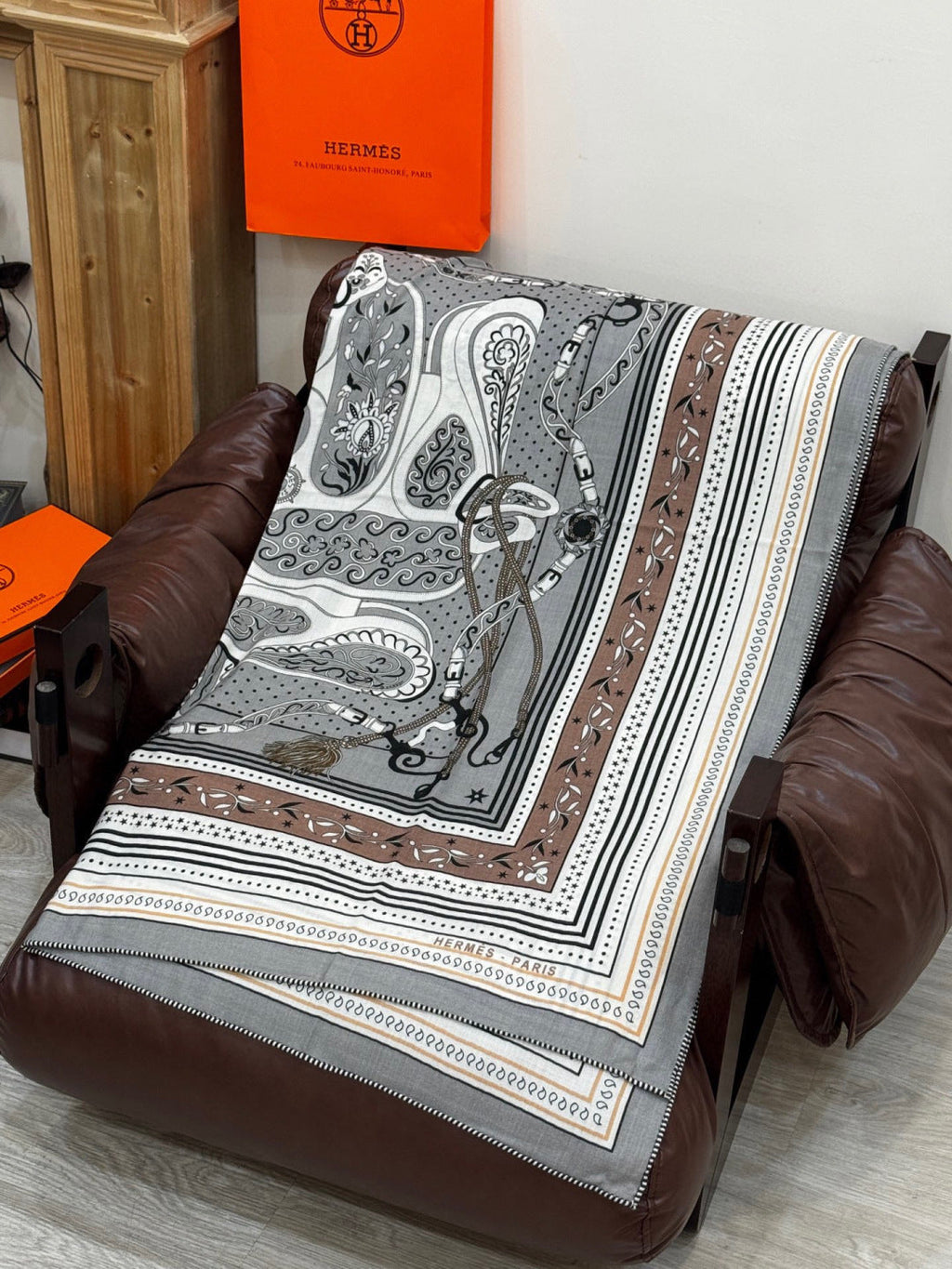 HERMES HERMES 25S SCARF 140 IN SILK CASERE 991678