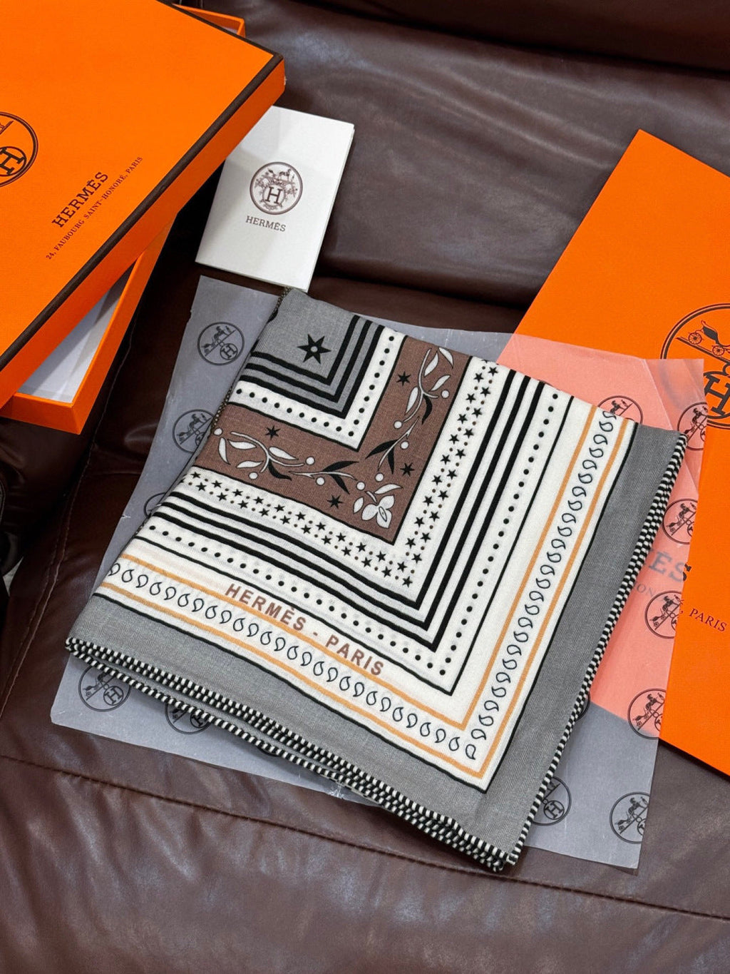 HERMES HERMES 25S SCARF 140 IN SILK CASERE 991678