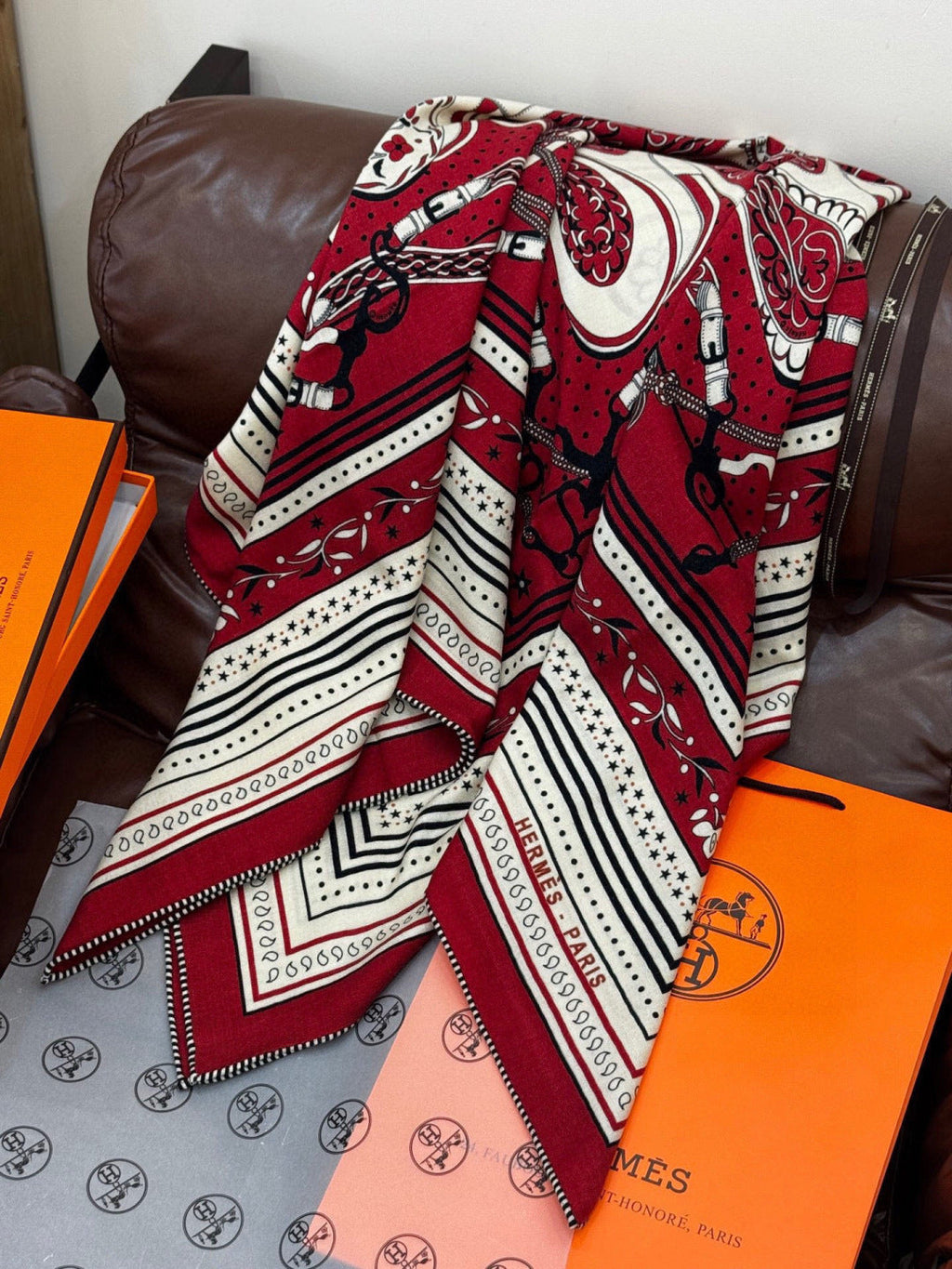 HERMES HERMES 25S SCARF 140 IN SILK CASERE 991679