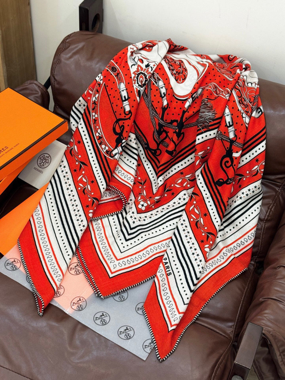 HERMES HERMES 25S SCARF 140 IN SILK CASERE 991680