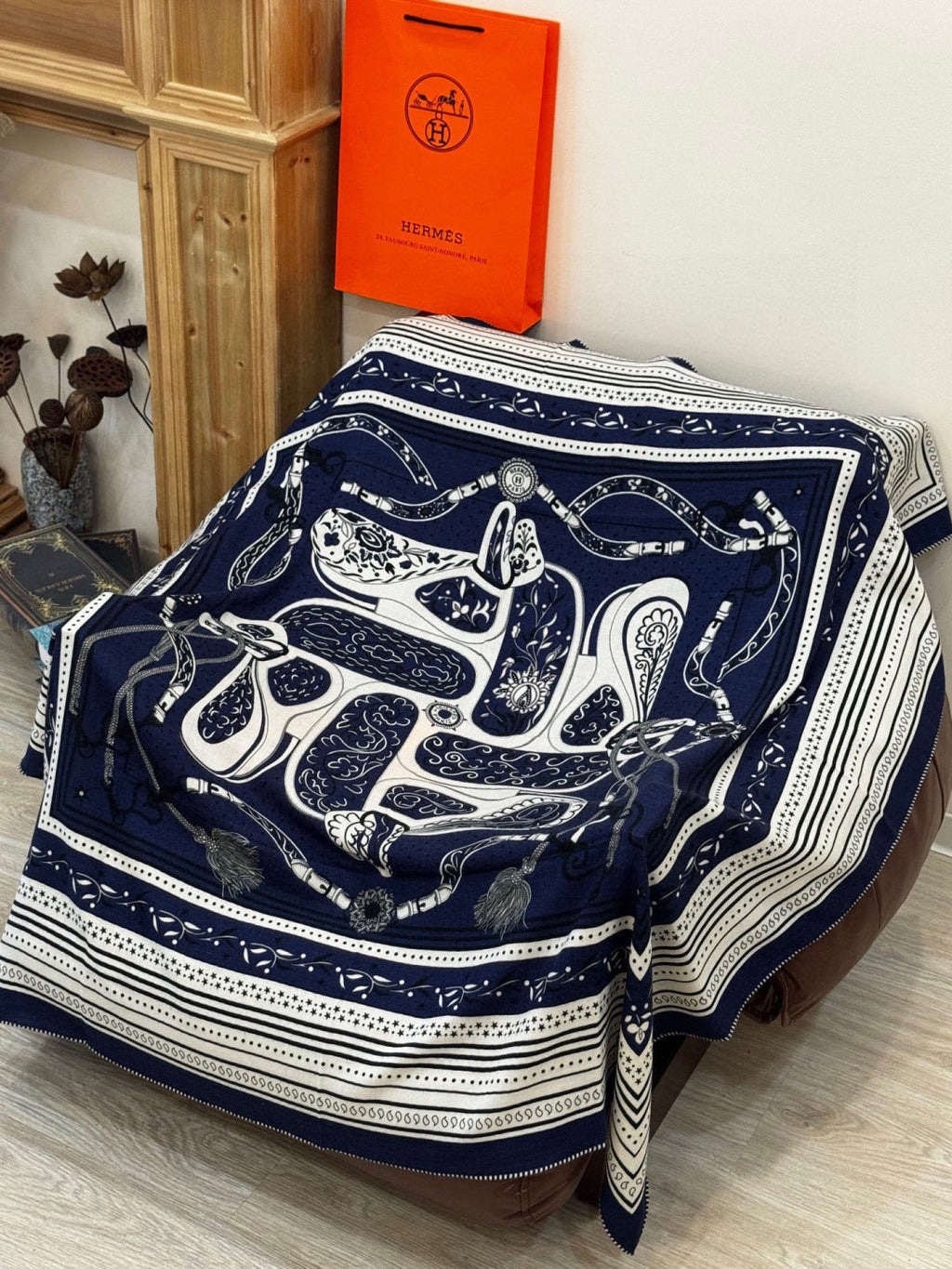 HERMES HERMES 25S SCARF 140 IN SILK CASERE 991681