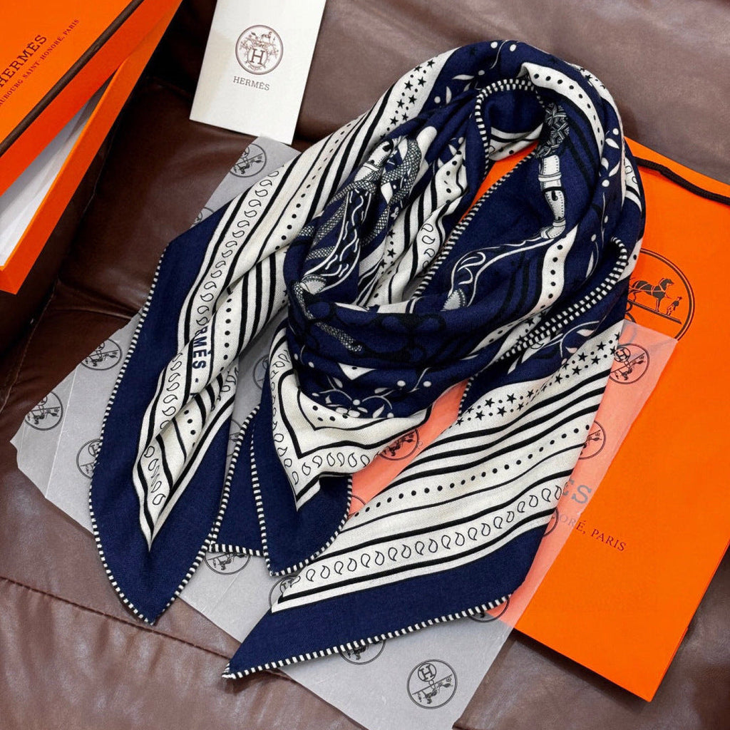 HERMES HERMES 25S SCARF 140 IN SILK CASERE 991681