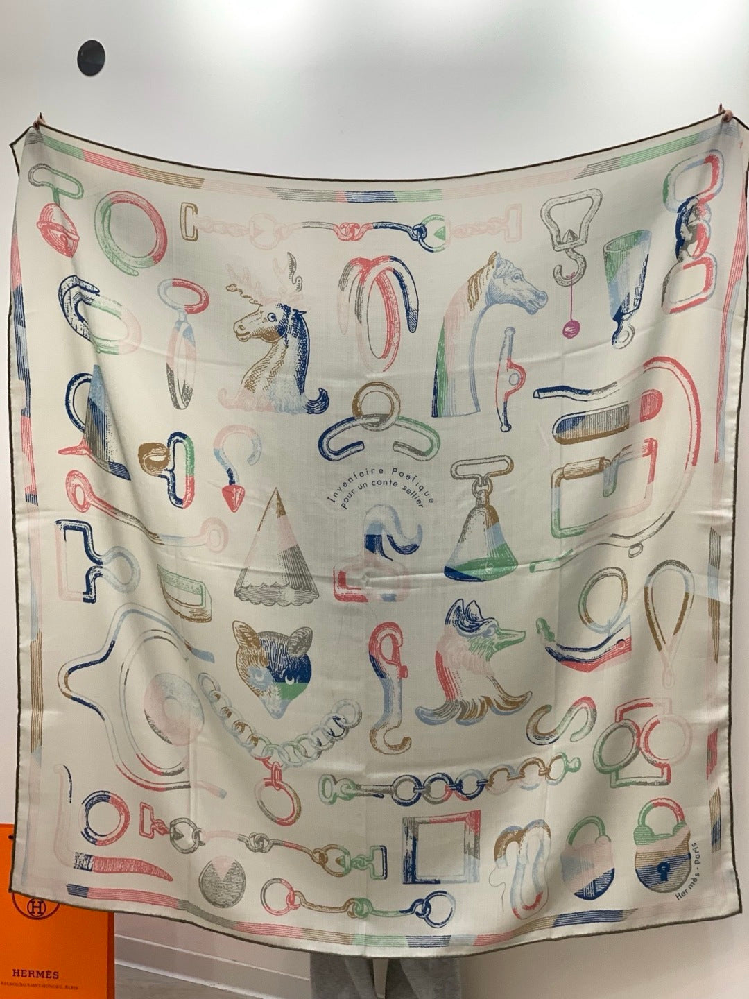HERMES HERMES 25S SCARF 137 IN SILK CASERE 991689
