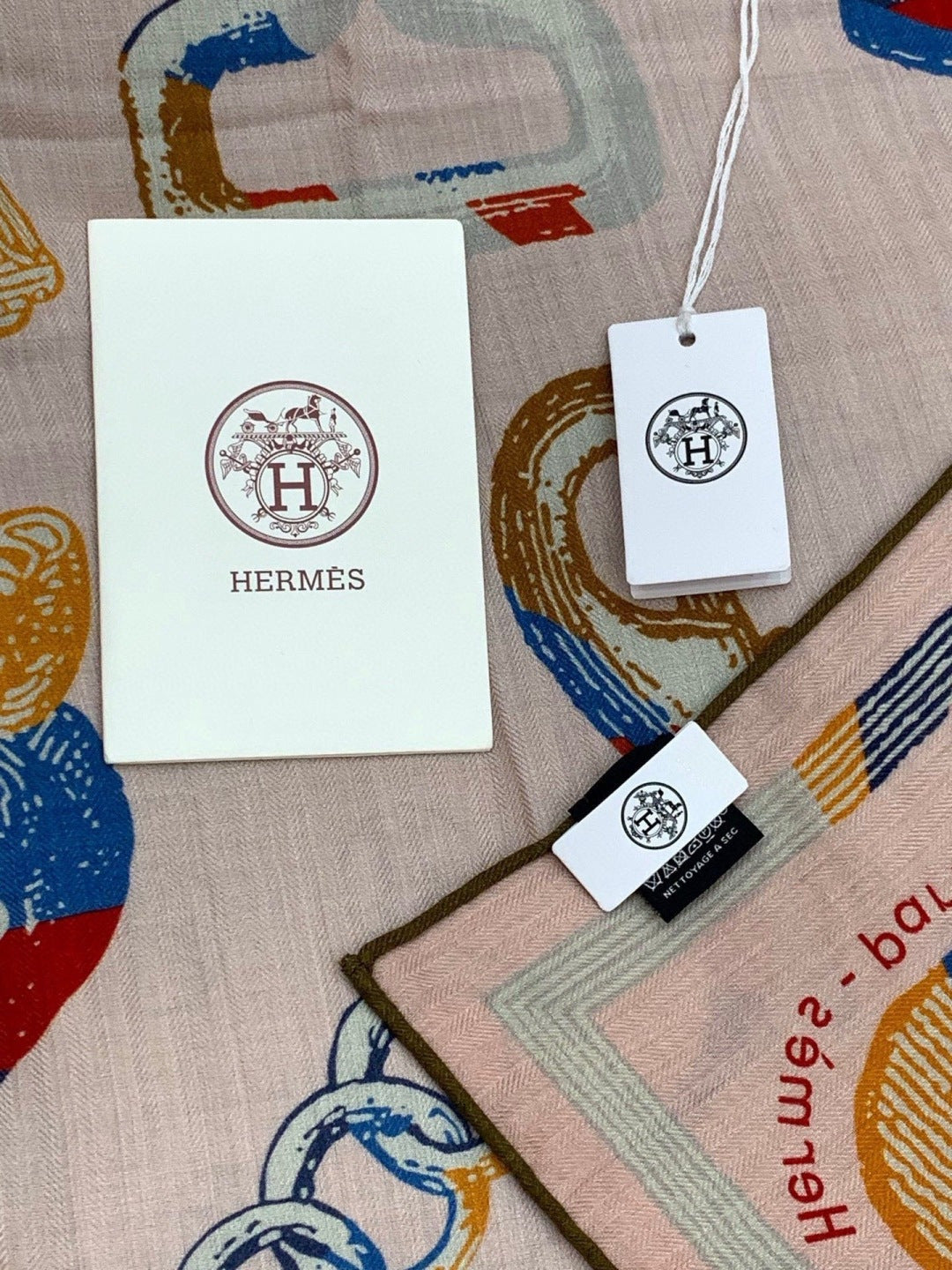 HERMES HERMES 25S SCARF 137 IN SILK CASERE 991691