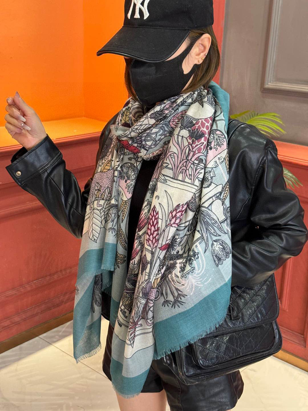 HERMES HERMES 25S SCARF 200 IN CASERE SILK 732071