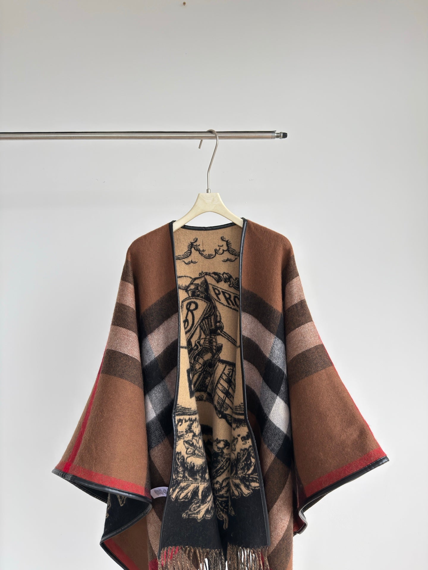 BURBERRY 25S PLAID KNITTED SCARF 146