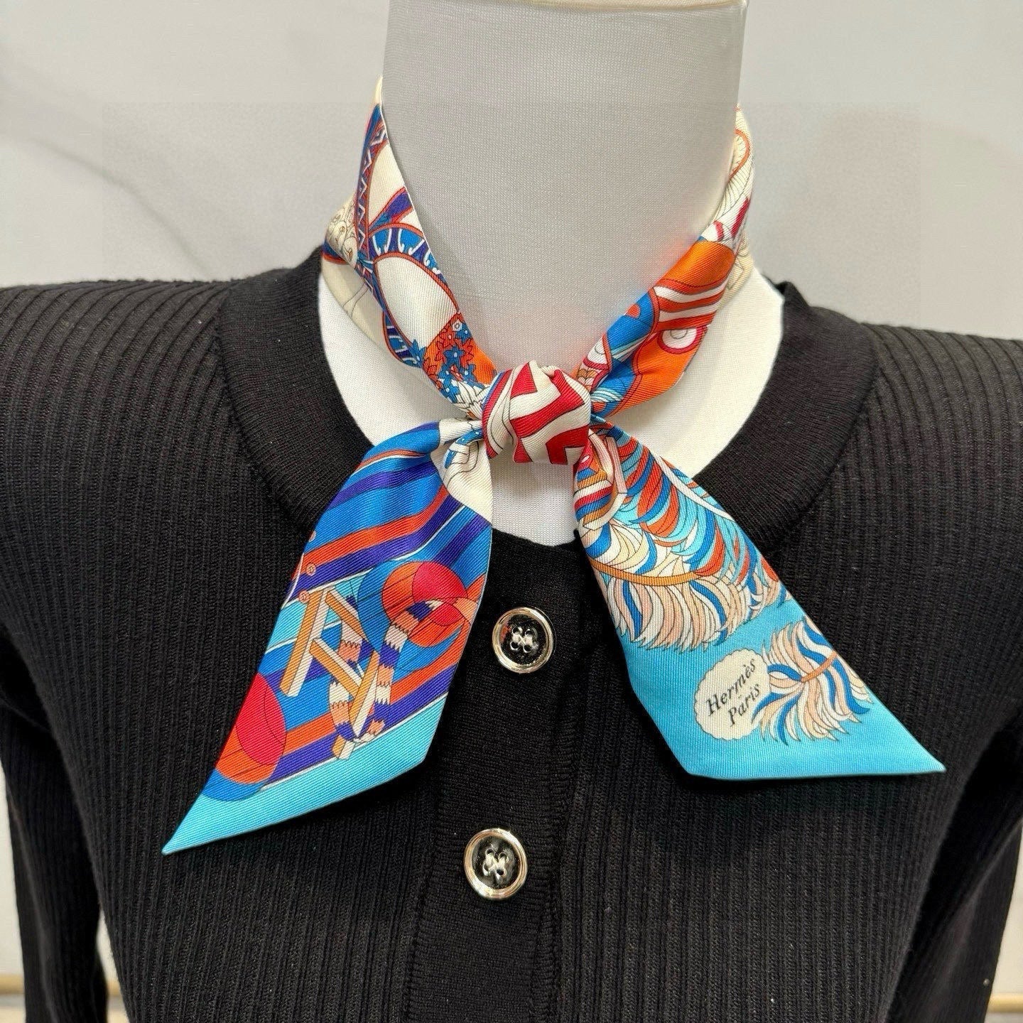 HERMES HERMES 25S SILK NECKERCHIEF 86 IN SILK 714348