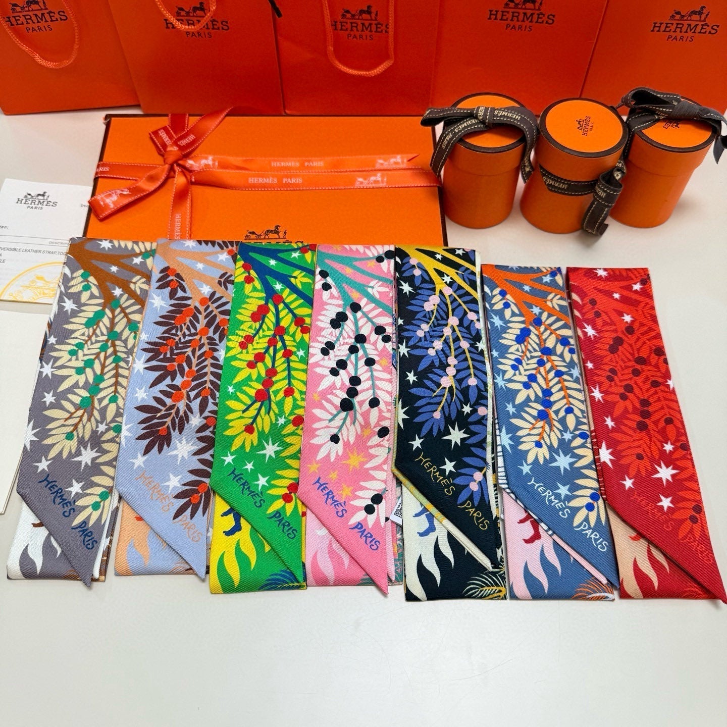 HERMES HERMES 25S SILK NECKERCHIEF 86 IN SILK 714357