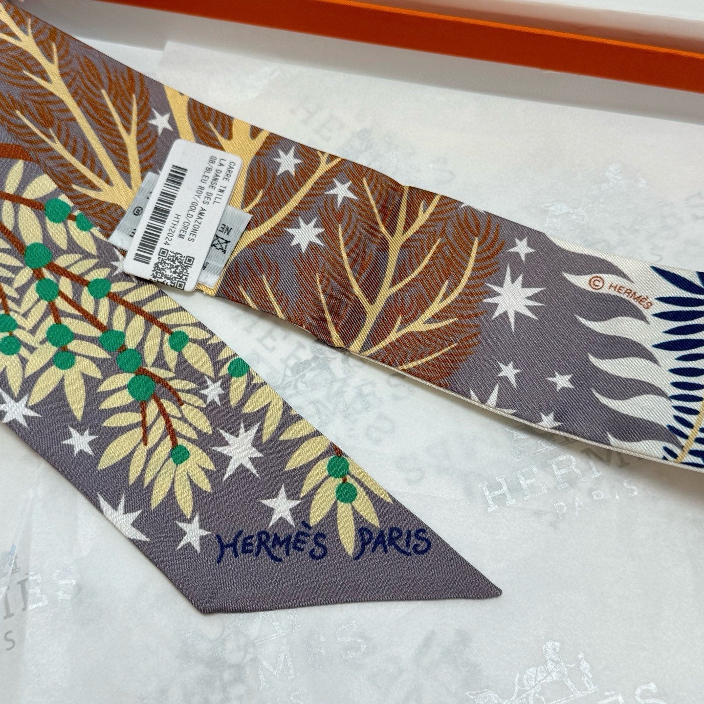 HERMES HERMES 25S SILK NECKERCHIEF 86 IN SILK 714356