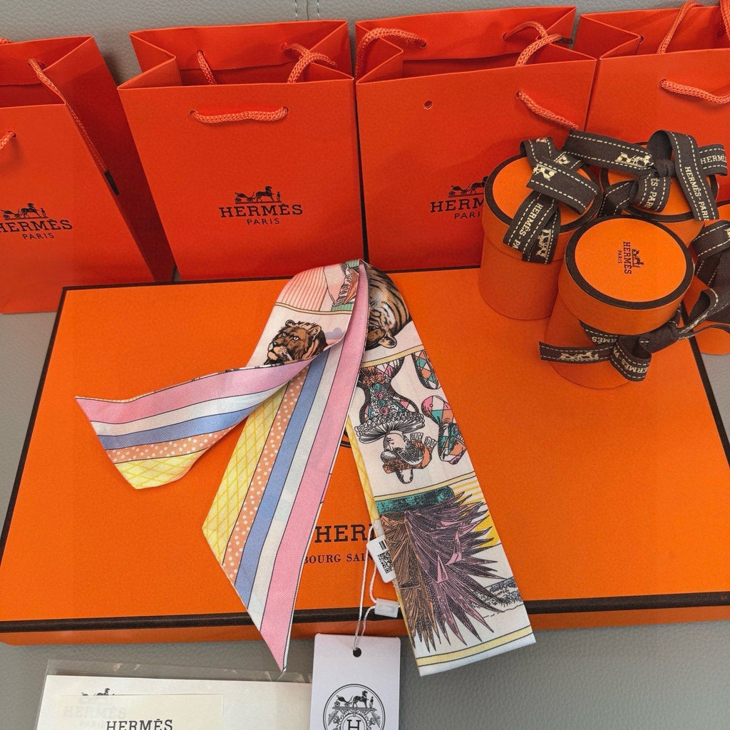 HERMES HERMES 25S SILK NECKERCHIEF 86 IN SILK 714363