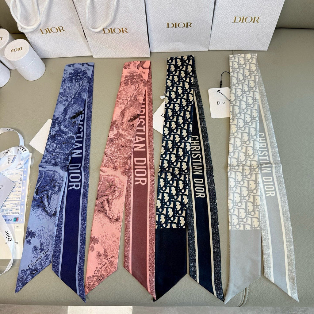 DIOR TWILLY 100 CM IN SILK 714365