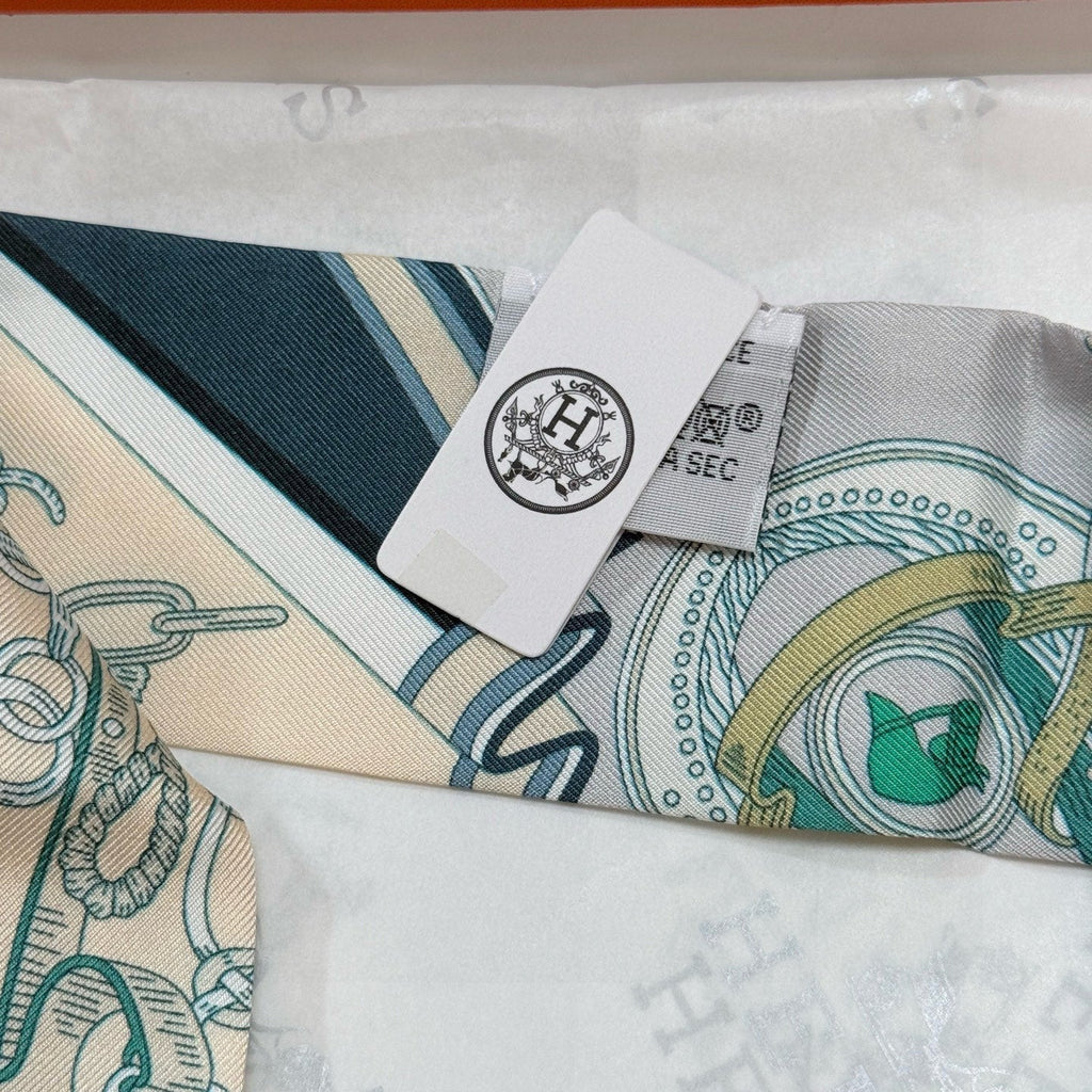 HERMES HERMES 25S SCARF 90 IN SILK 853145