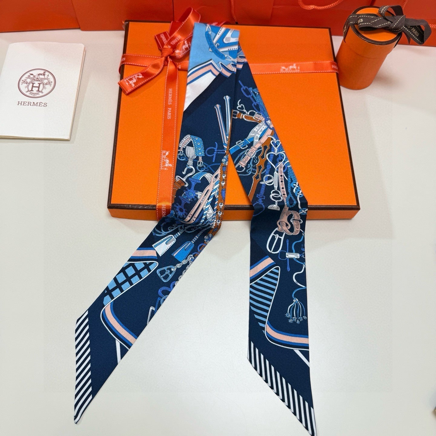 HERMES HERMES 25S SCARF 90 IN SILK 853146