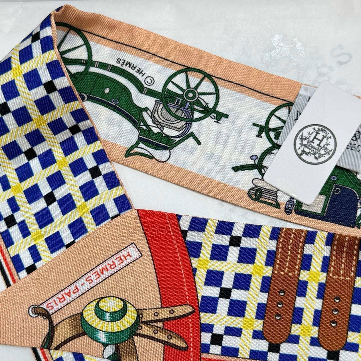 HERMES HERMES 25S SCARF 90 IN SILK 854952