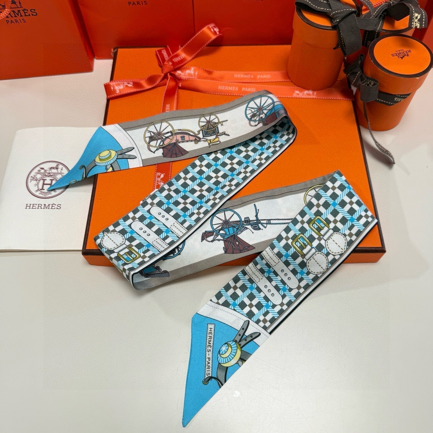 HERMES HERMES 25S SCARF 90 IN SILK 854953