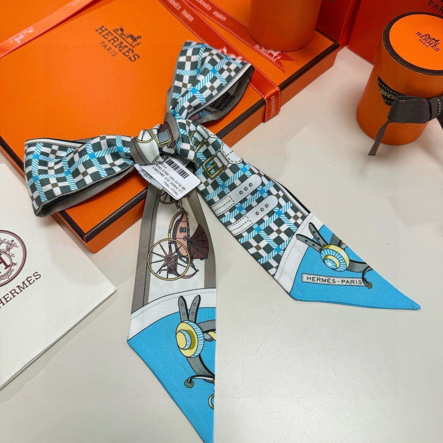 HERMES HERMES 25S SCARF 90 IN SILK 854953