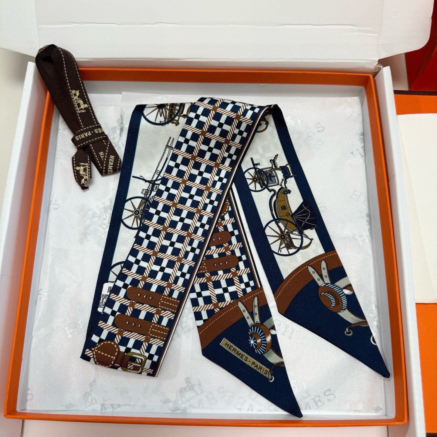 HERMES HERMES 25S SCARF 90 IN SILK 854954