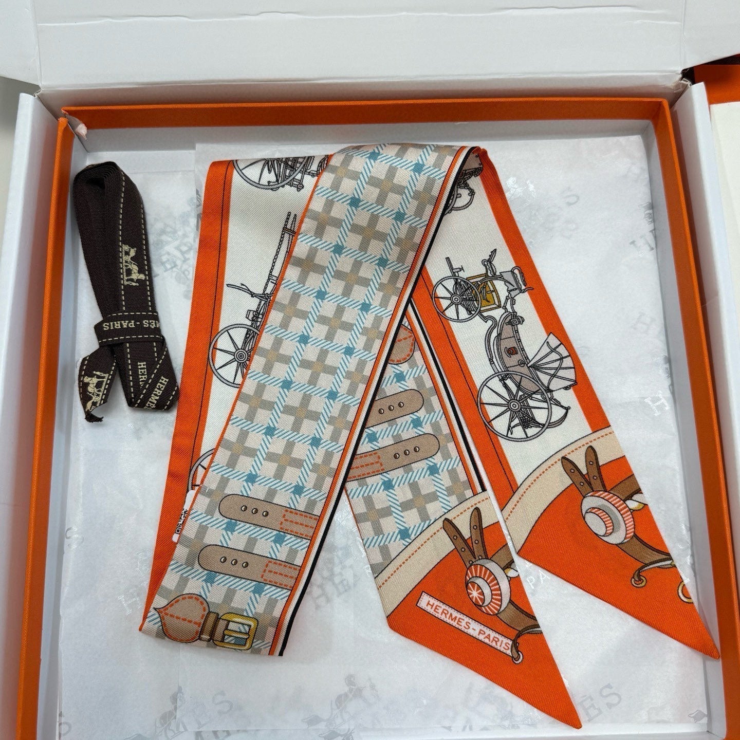 HERMES HERMES 25S SCARF 90 IN SILK 854955