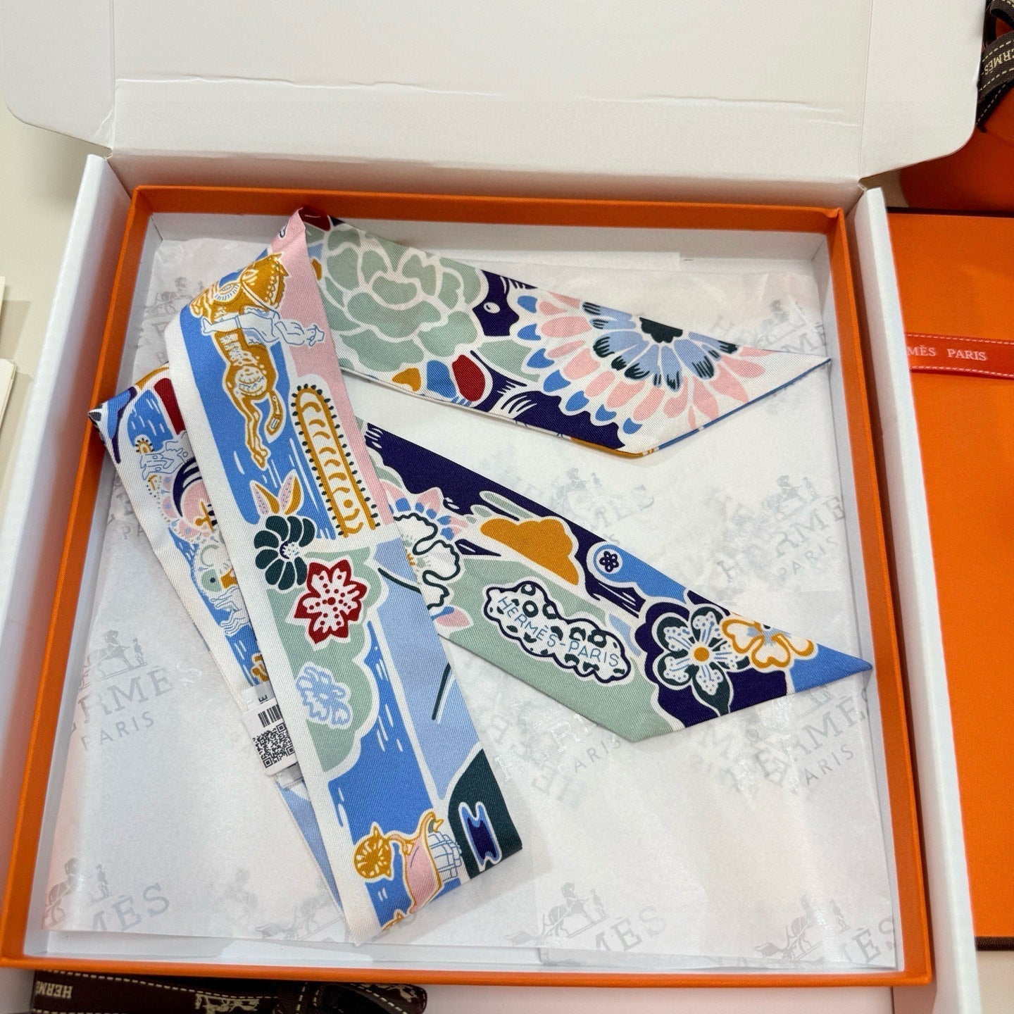 HERMES HERMES 25S SCARF 90 IN SILK 854959
