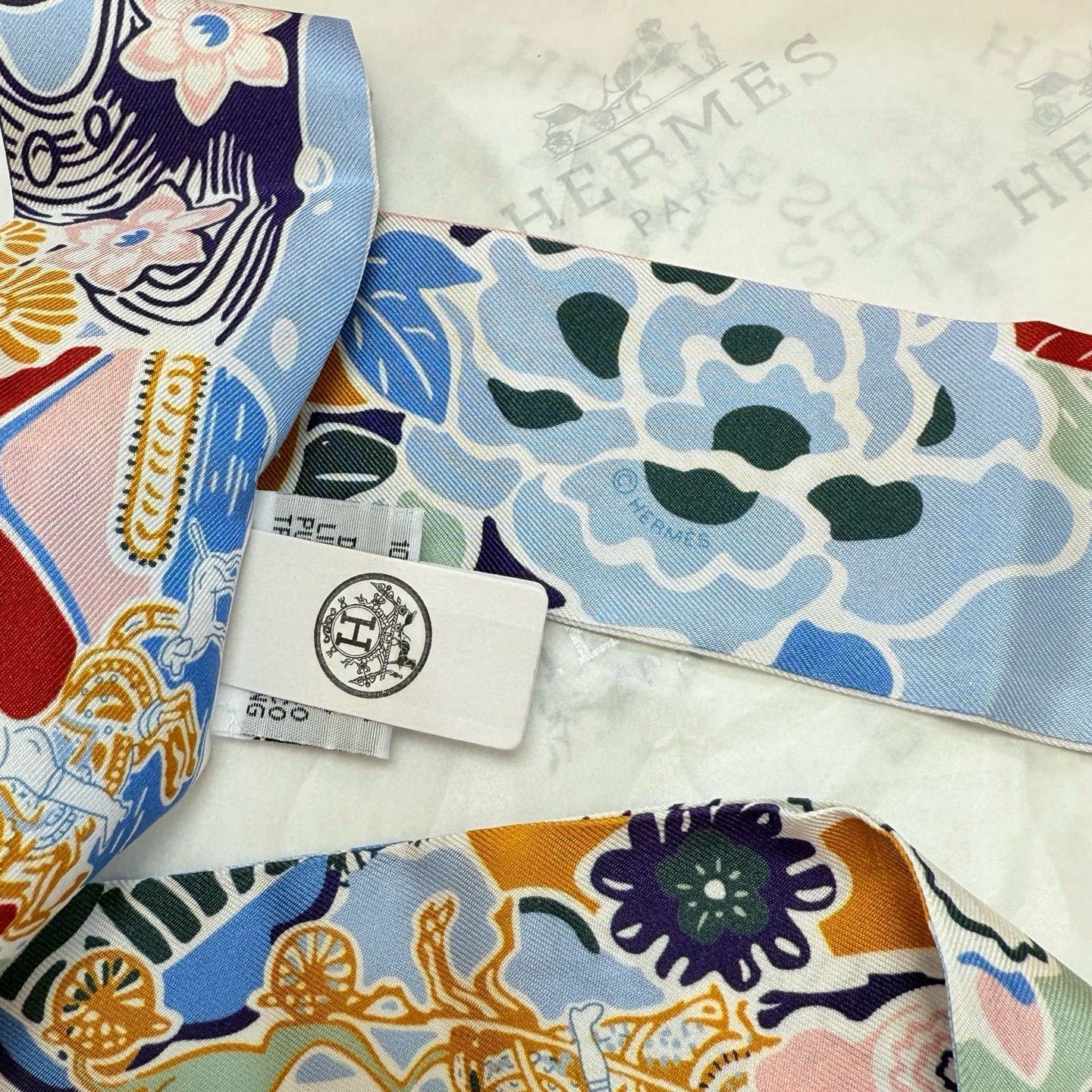 HERMES HERMES 25S SCARF 90 IN SILK 854959