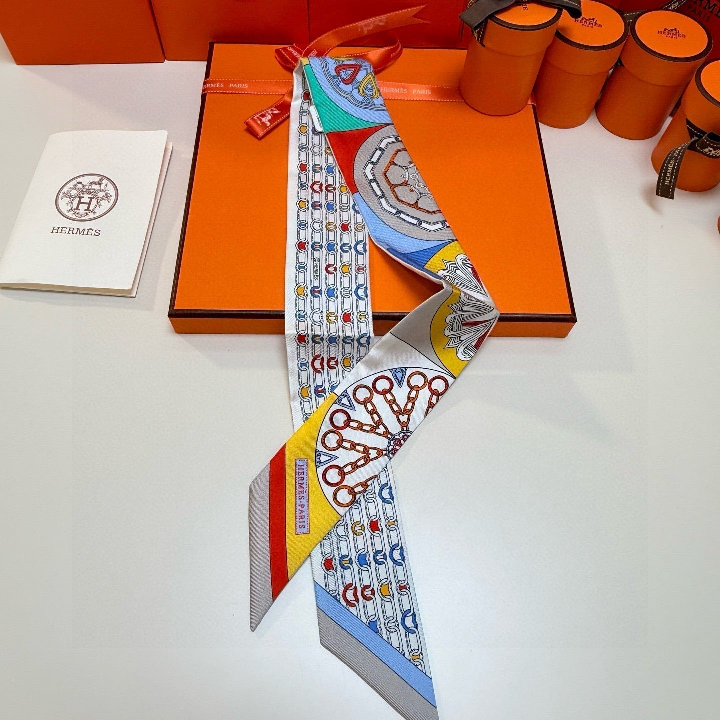 HERMES HERMES 25S SCARF 90 IN SILK 856724