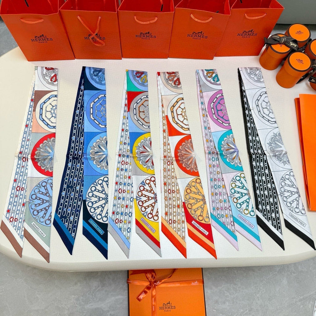 HERMES HERMES 25S SCARF 90 IN SILK 856725