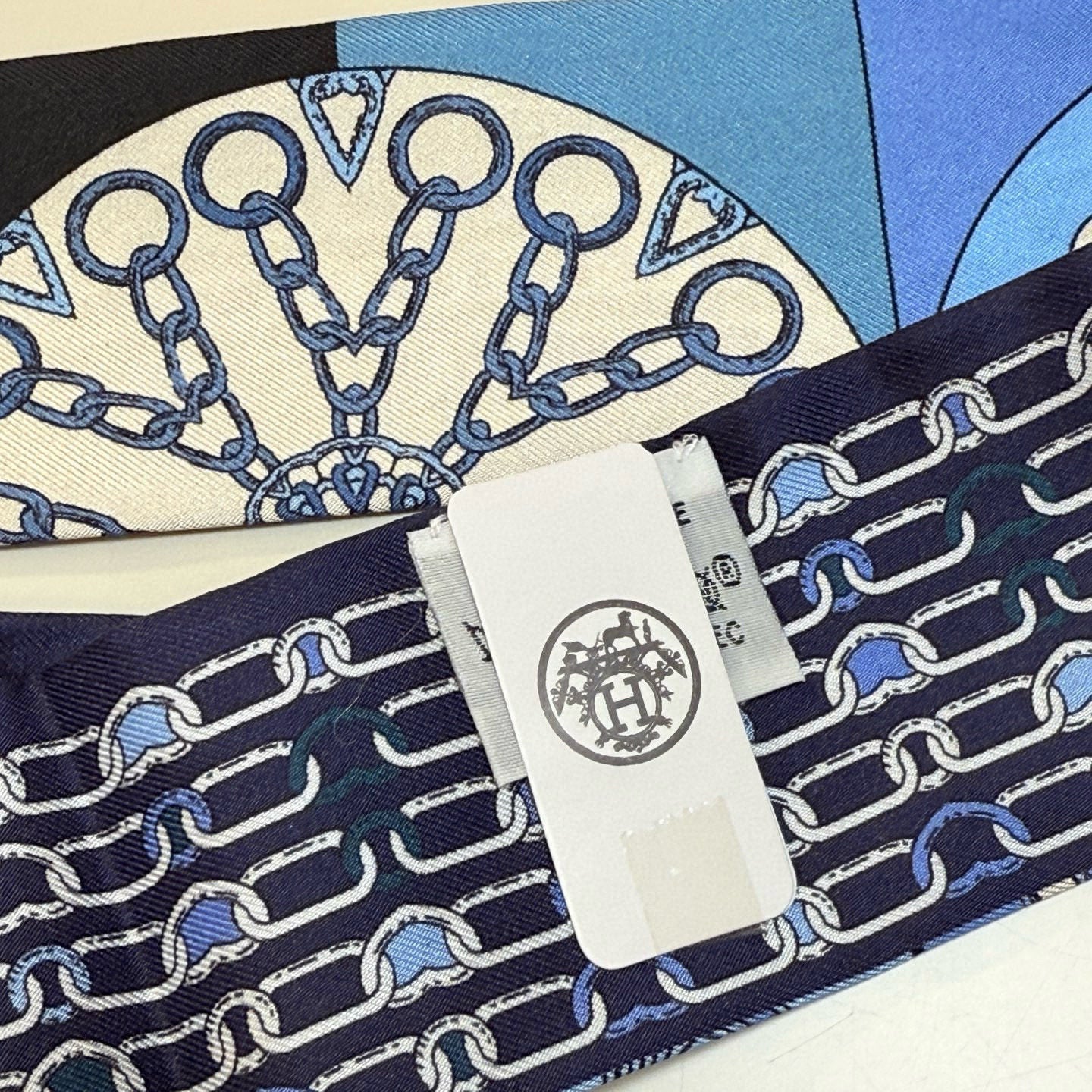 HERMES HERMES 25S SCARF 90 IN SILK 856725