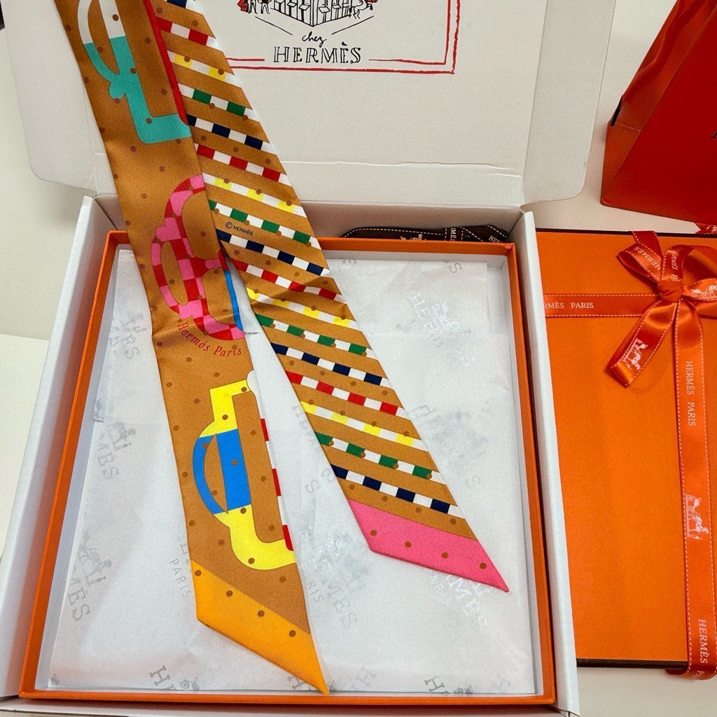 HERMES HERMES 25S SCARF TWILLY 86 IN SILK 987339