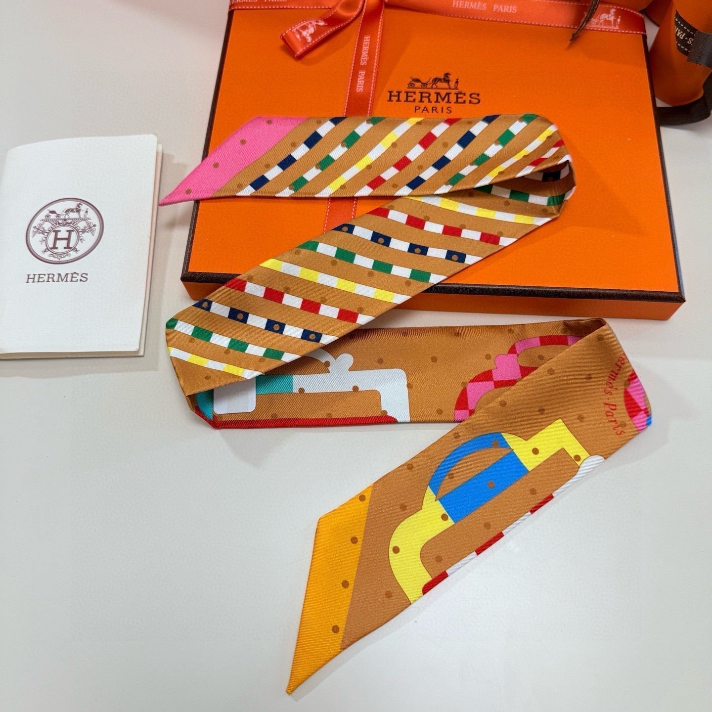 HERMES HERMES 25S SCARF TWILLY 86 IN SILK 987339