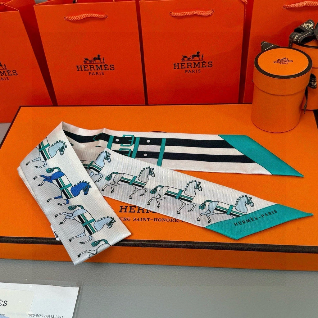 HERMES HERMES 25S TWILLY 86 IN SILK 989356