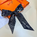 HERMES HERMES 25S NECKERCHIEF 86 IN SILK 989357