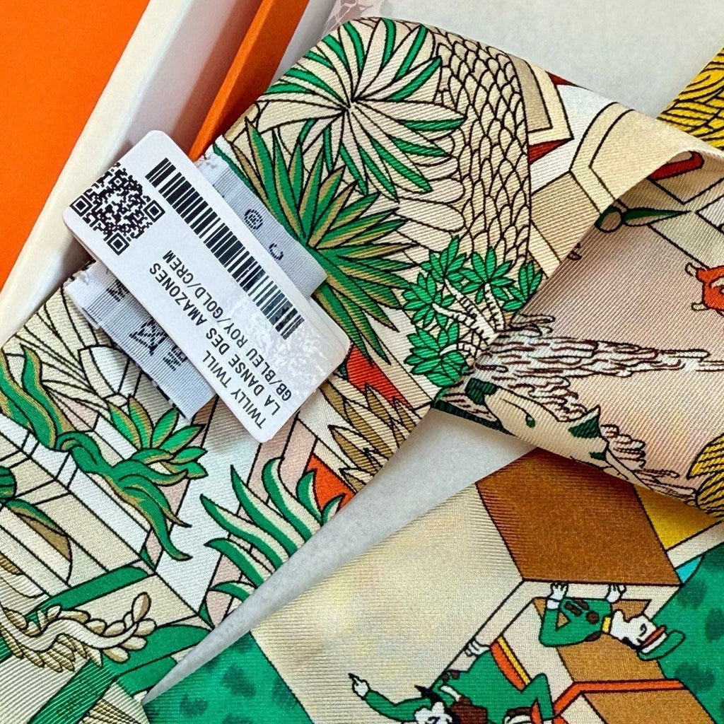 HERMES HERMES 25S NECKERCHIEF 86 IN SILK 989358